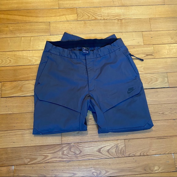 ❌❌❌SOLD❌❌❌ Nike tech pack cargo pants - Picture 6 of 9